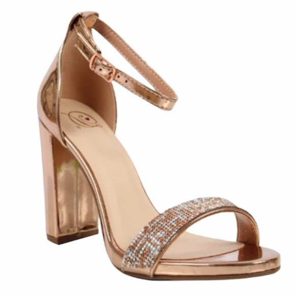 Shoes - 🆕 "New Penny" Metallic Ankle Strap Heels